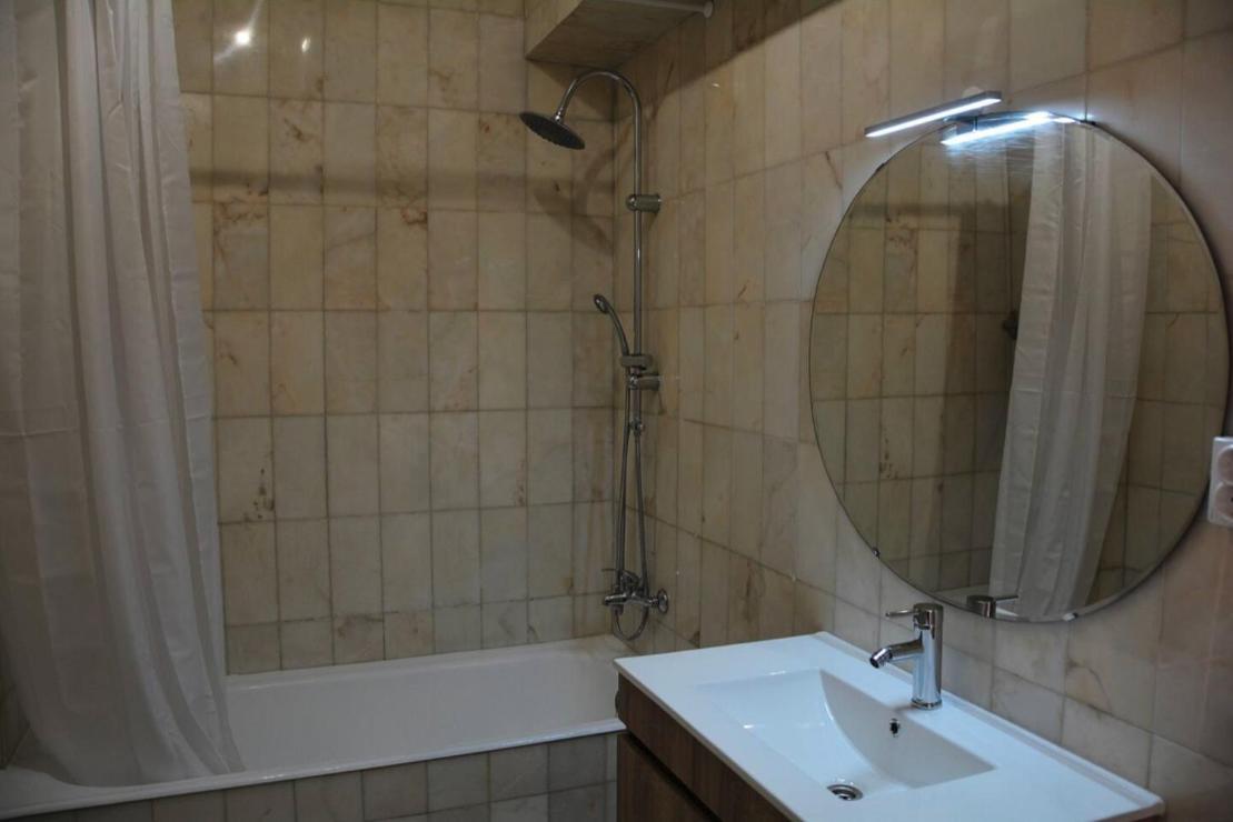 Blife Chelsya Private Rooms Фару Экстерьер фото